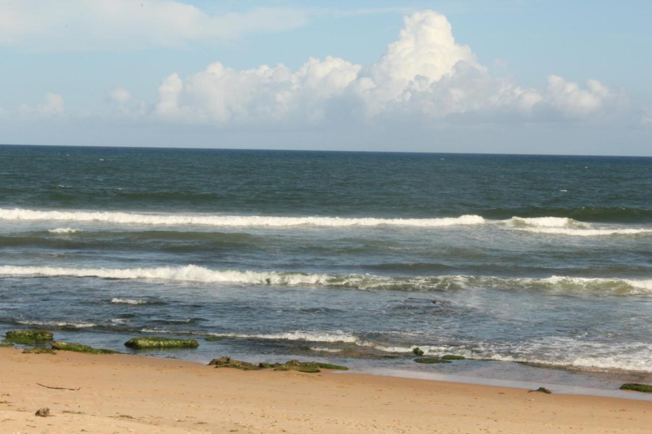 Lindo Apartamento frente praia com serviço de limpeza Lauro de Freitas Exterior foto